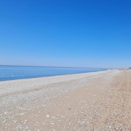 Triblex Villa I Private Beach I Walking Distance To The Sea 300 Meters Side Exterior photo